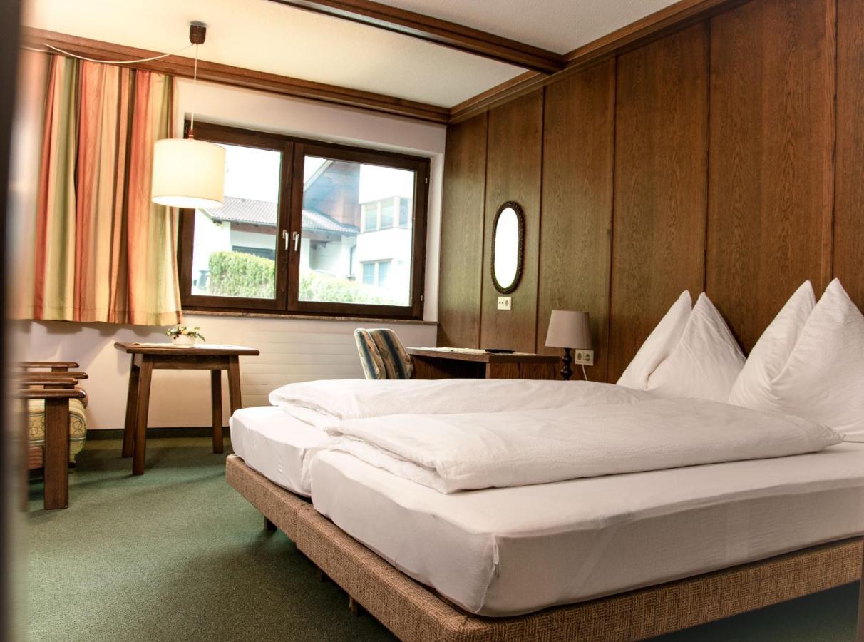 Hotel Marko 외치 외부 사진