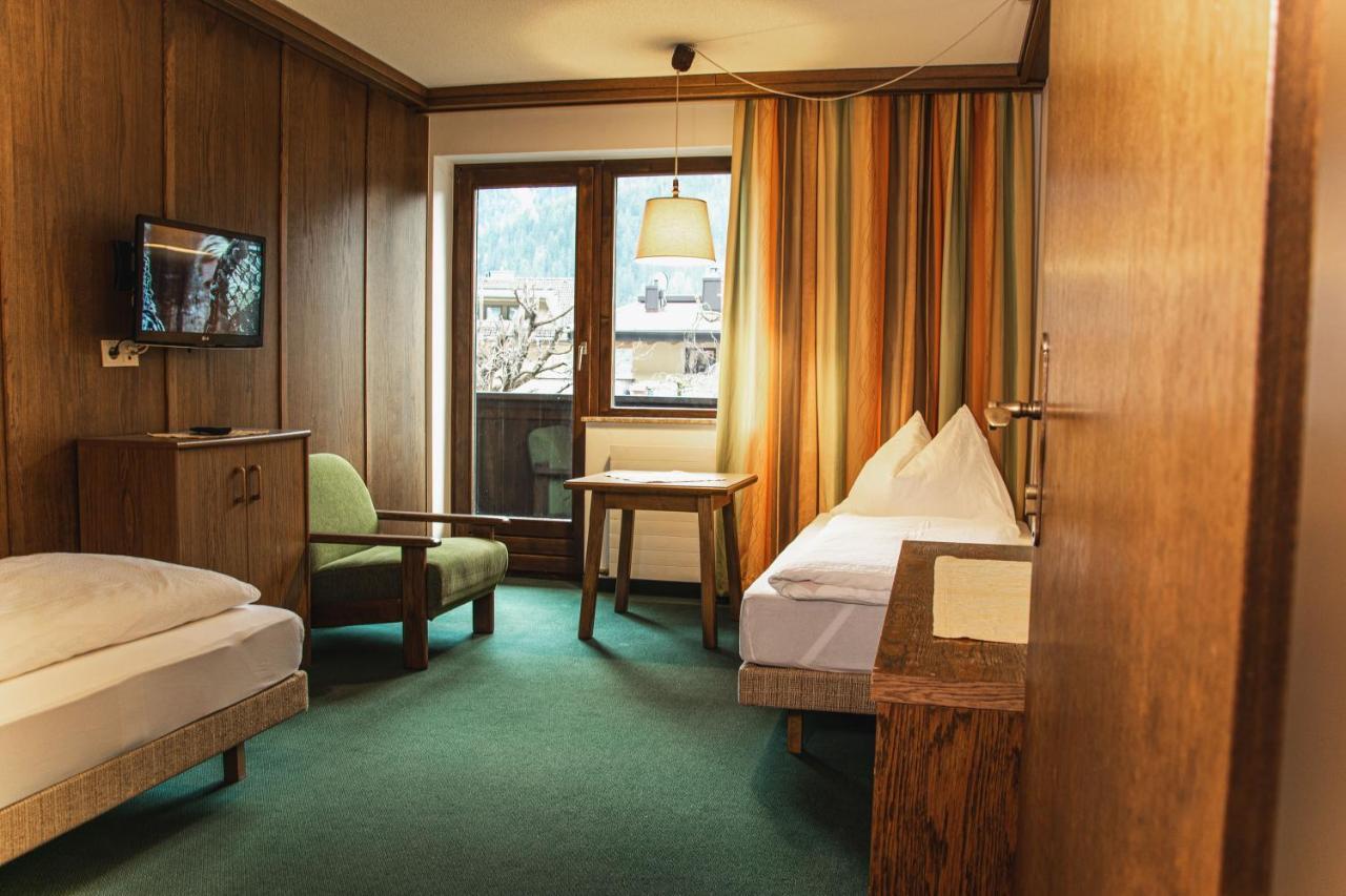 Hotel Marko 외치 외부 사진