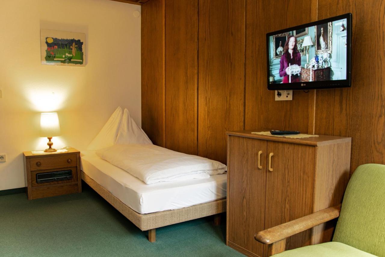 Hotel Marko 외치 외부 사진